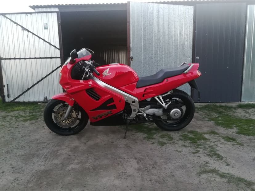Honda vfr 750 rc36