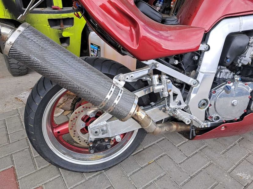 Suzuki GSX-R 750W Zadbany przerobiony streetfighter Bandit okazja