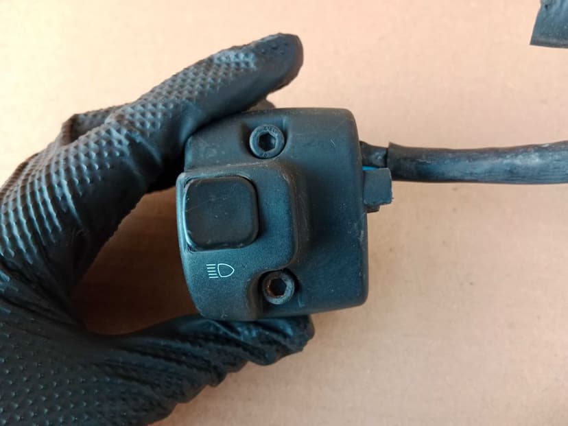 Beta RR 125 Enduro Przełącznik Lewy Świateł Kierunkowskazów 13-20