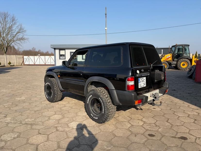 Nissan Patrol Y61 2.8