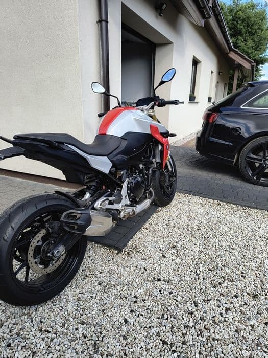 Sprzedam BMW F900 R. 2021 rok