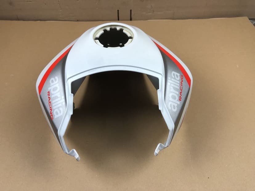 Aprilia Tuono 125 Nakładka na Zbiornik Bak Paliwa 2022