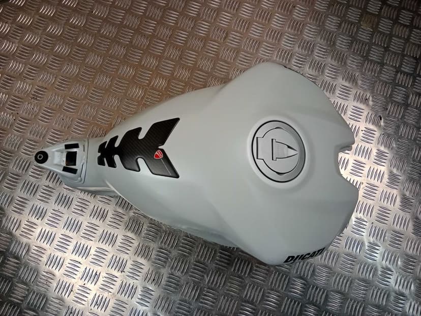 Ducati Panigale 959 Zbiornik Paliwa Biała Perła Bak Paliwa Biały 16-19