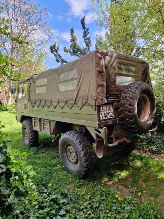 PINZGAUER 710m steyr