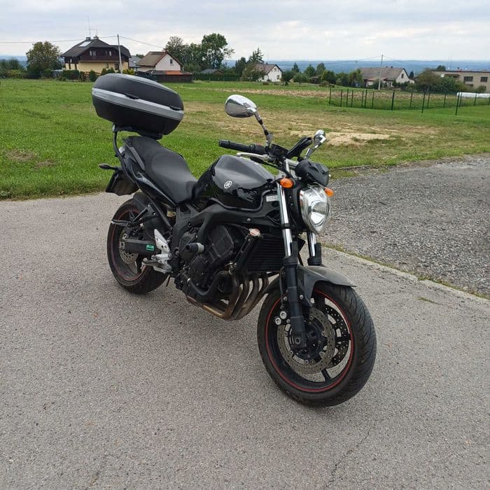 Yamaha FZ6 FAZER/ mały przebieg/zadbana/kufer