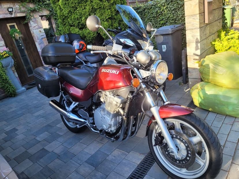 Suzuki GSX1100G doinwestowany możliwa zamiana !!
Motor gotowy do jazdy, zadba