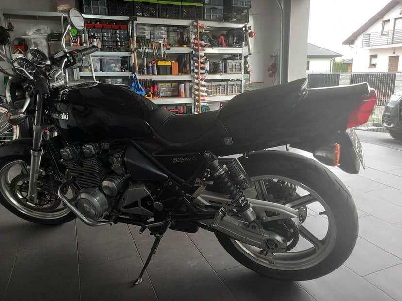 Motor Kawasaki Zephyr 550