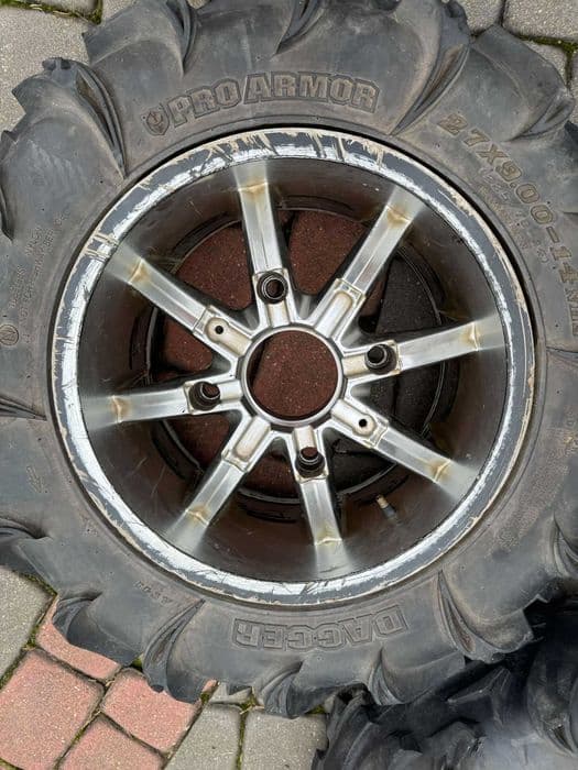 komplet kol kola kolo felga felgi 14 cal cali Polaris Scrambler