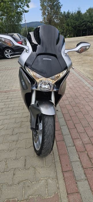Honda vfr 1200 od 1 własciciela, 21tys km bdb stan, kufry w zestawie