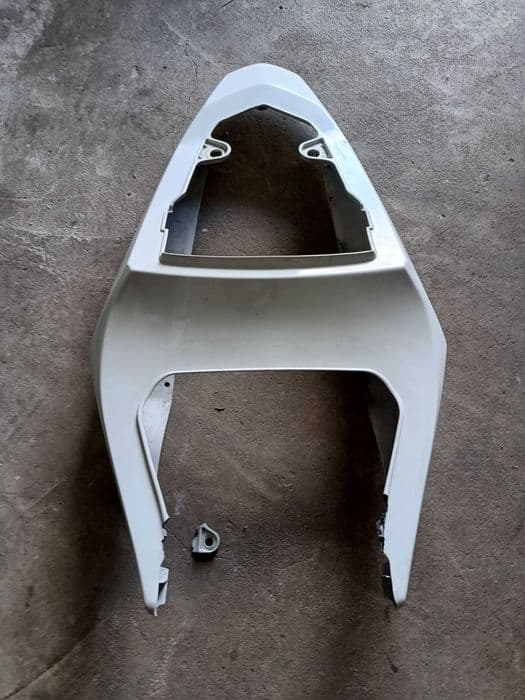 Zadupek ogon owiewka tył Suzuki Gsx-r gsxr K4/K5