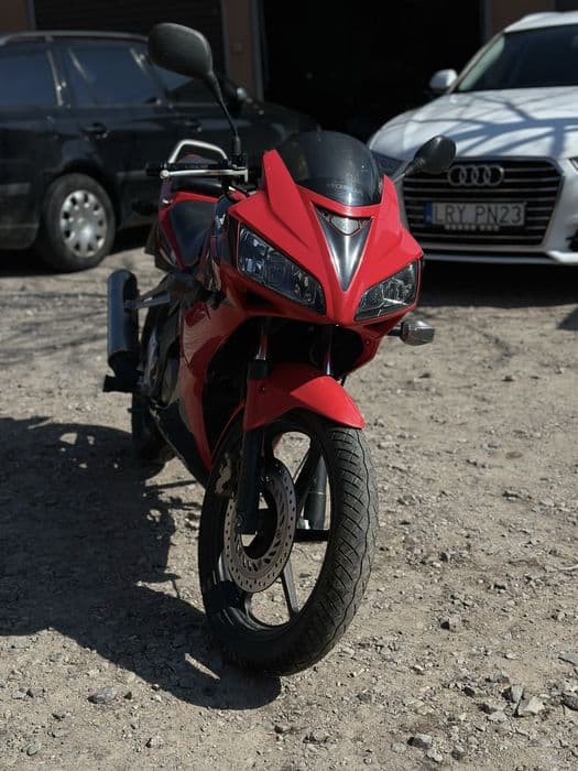 Honda CBR 125R.