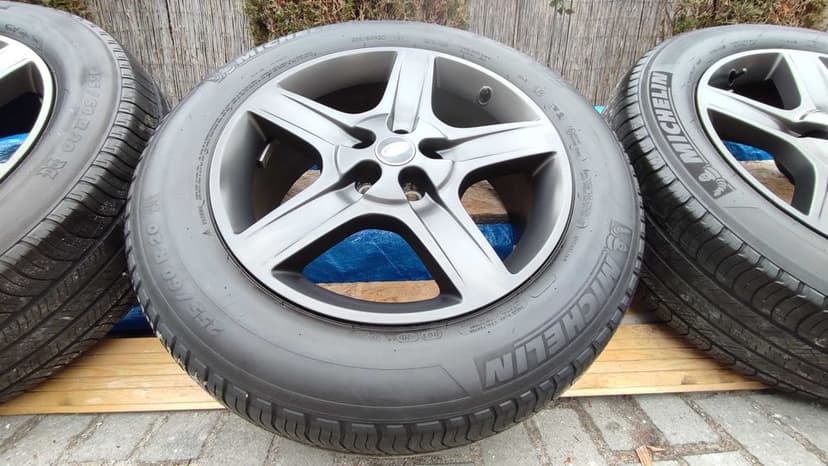 20x8,5J Land Rover Defender Discovery 2022 Range Rover Michelin L663