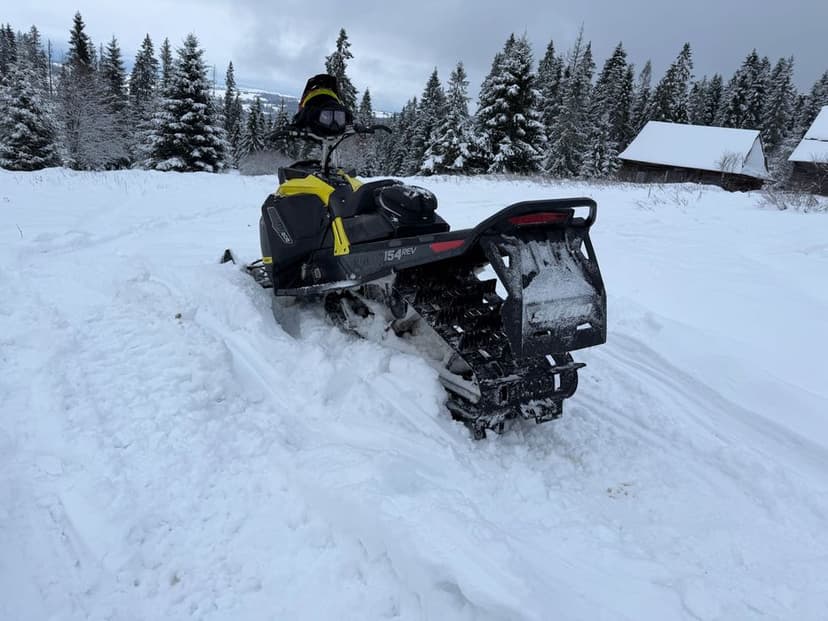 SKI DOO Summit 850 154