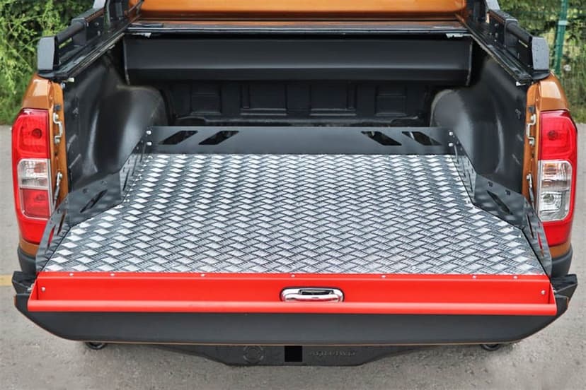 Szuflada platforma wysuwana na pakę Nissan Navara