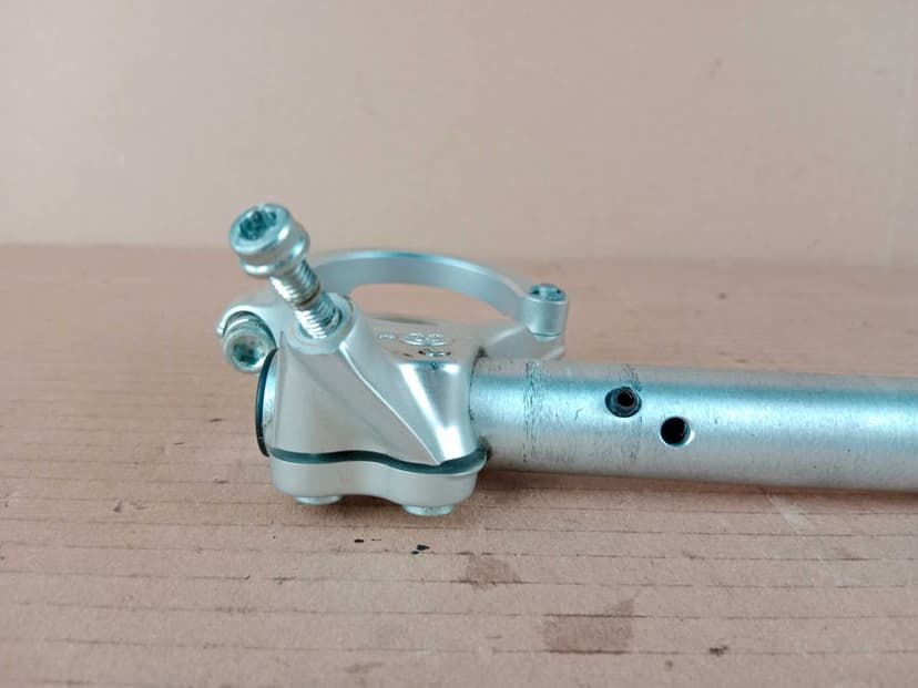 Ducati Panigale 959 Prawa Kierownica CLIP ON Prawy 16-19
