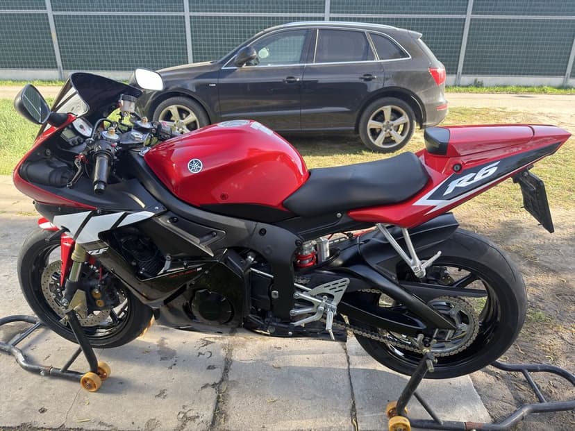 Na sprzedaż Yamaha R6 RJ095 – 600 cm³