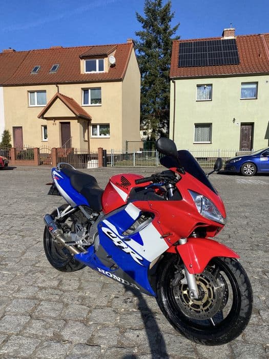 Honda CBR F4I 600, 2001r