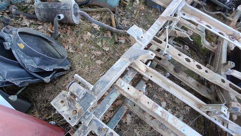 Suzuki Samurai Samuraj rama w bardzo ładnym stanie / dokumenty