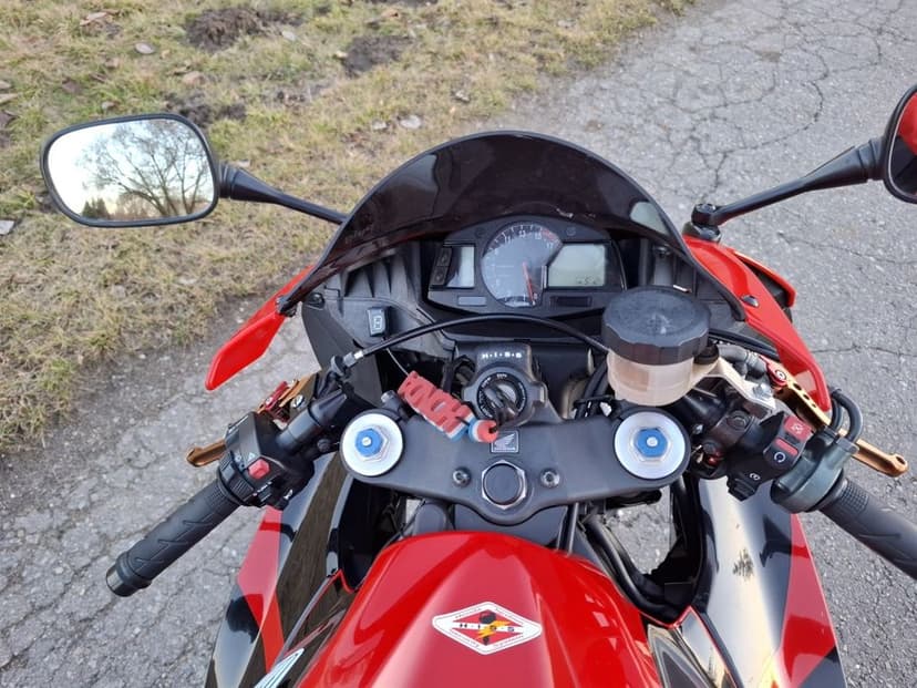 Honda cbr 600rr pc40