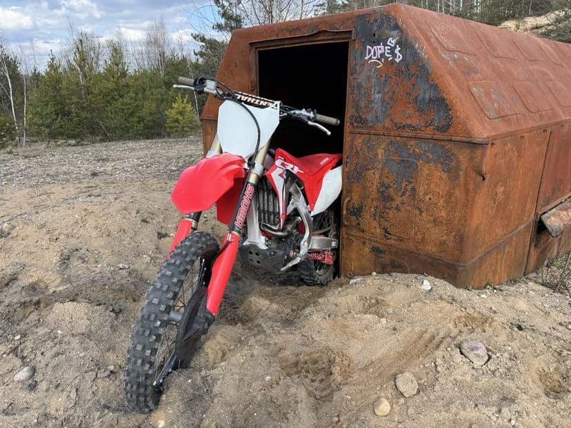 Honda CRF 250 R 2018 r. Wydech HGS 3 mapy zaplony. Rozrusznik