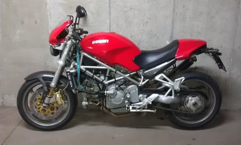 Ducati Monster S4R 996