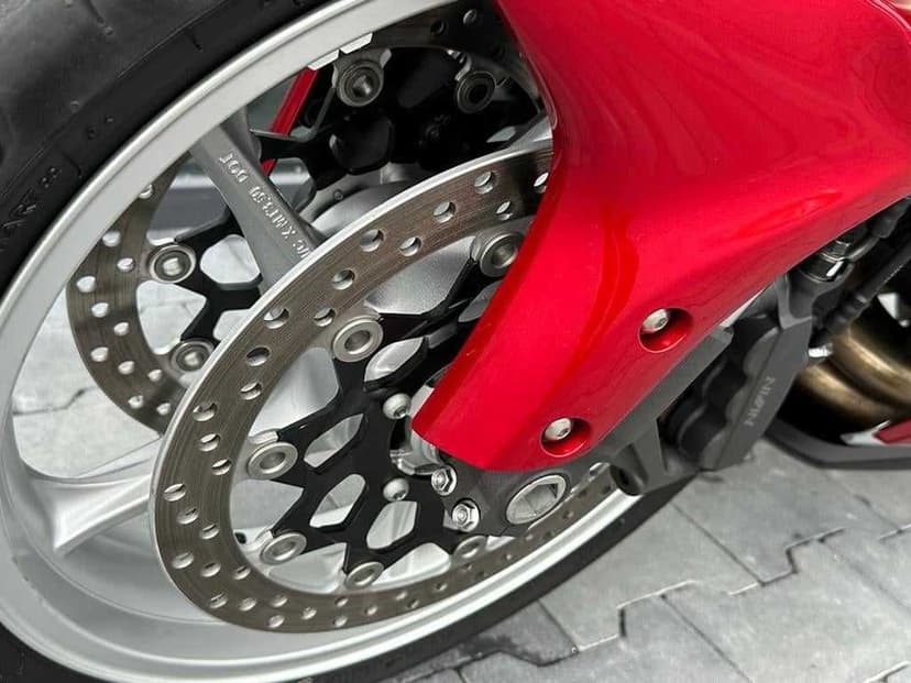 Honda vfr1200f 2010rok 7300km