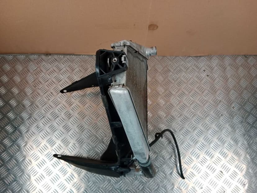 Ducati Panigale 959 V2 Chłodnica Dolna Górna Mocowanie Zbiorniczek