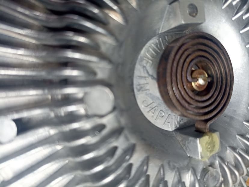 Sprzęło wentylatora chłodnicy Nissan Patrol K160 3.3D nowe, wiskoza