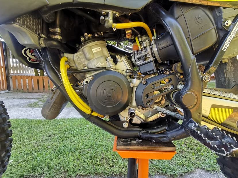 Husqvarna WRE125 (nie honda cr, kawasaki kx, ktm)