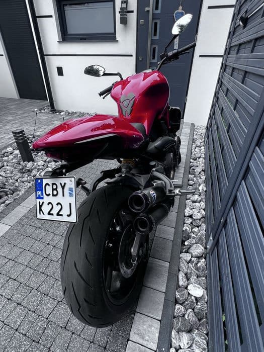 Ducati monster 821