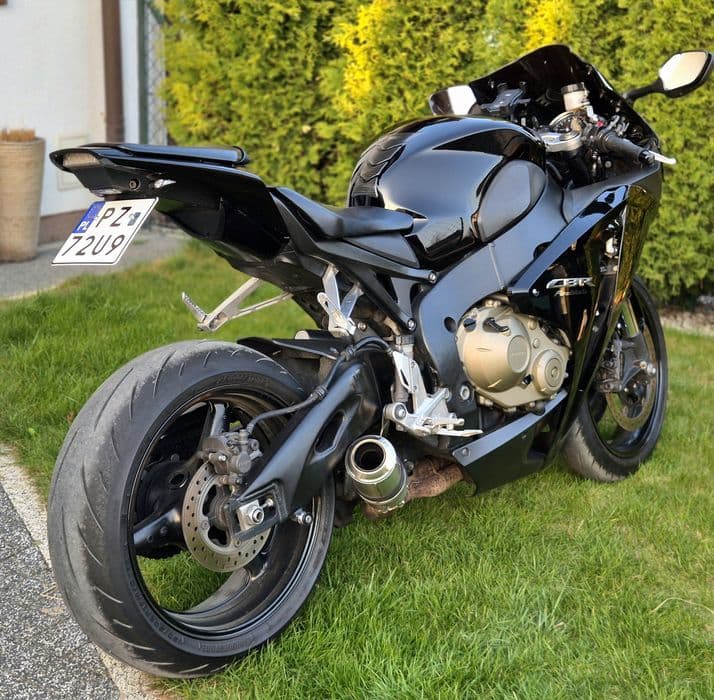 Honda CBR 1000rr Fireblade SC59 Zadbany!