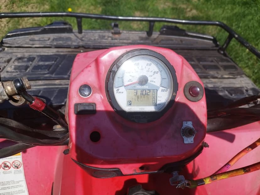 Polaris sportsman 800 zarejestrowany.