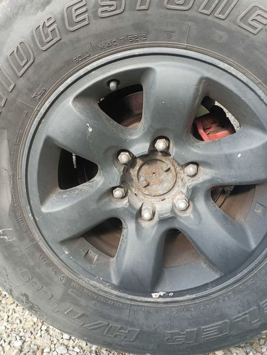 Felgi koła aluminiowe nissan patrol 16 z oponami