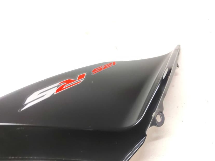 APRILIA RS4 TUONO 125 Ogon Zadupek Prawy Owiewka Tylna