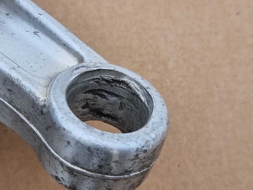 Kiwak kość kiwaka łącznik linkage Kawasaki KX 125 / 250 rok 1993