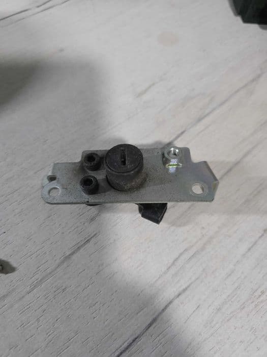 Moduł, stacyjka dwa kluczyki zestaw KAWASAKI ZX 10r