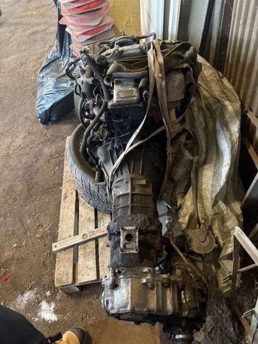Silnik Toyota Land CruiserLJ70 ze skrzynią biegów i reduktorem KOMPLET