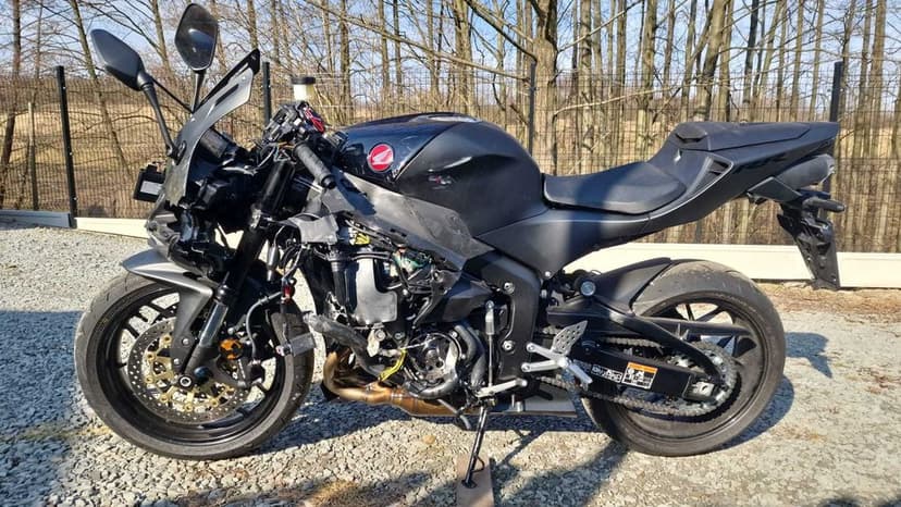 Honda CBR600rr 2025r