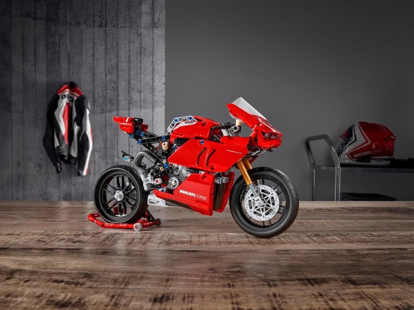 42107 LEGO TECHNIC Ducati Panigale V4 R