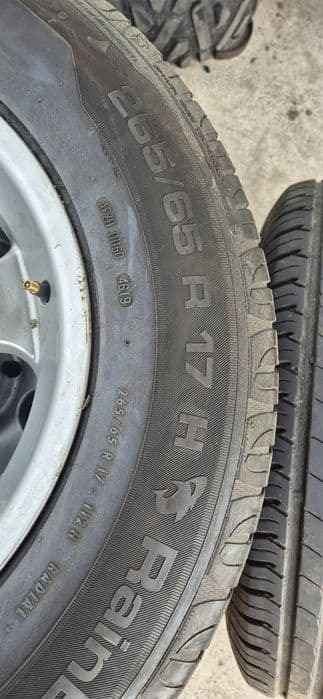 Felgi z oponami toyota land cruiser