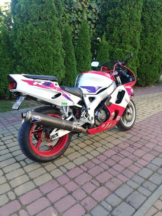 Honda CBR 900 RR