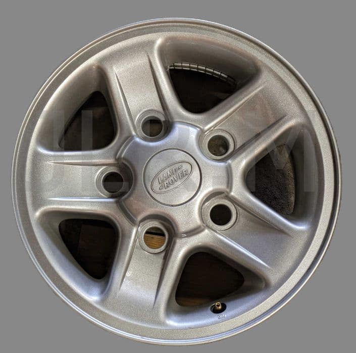 Land Rover defender  felga FELGI  7JX16AH2-33