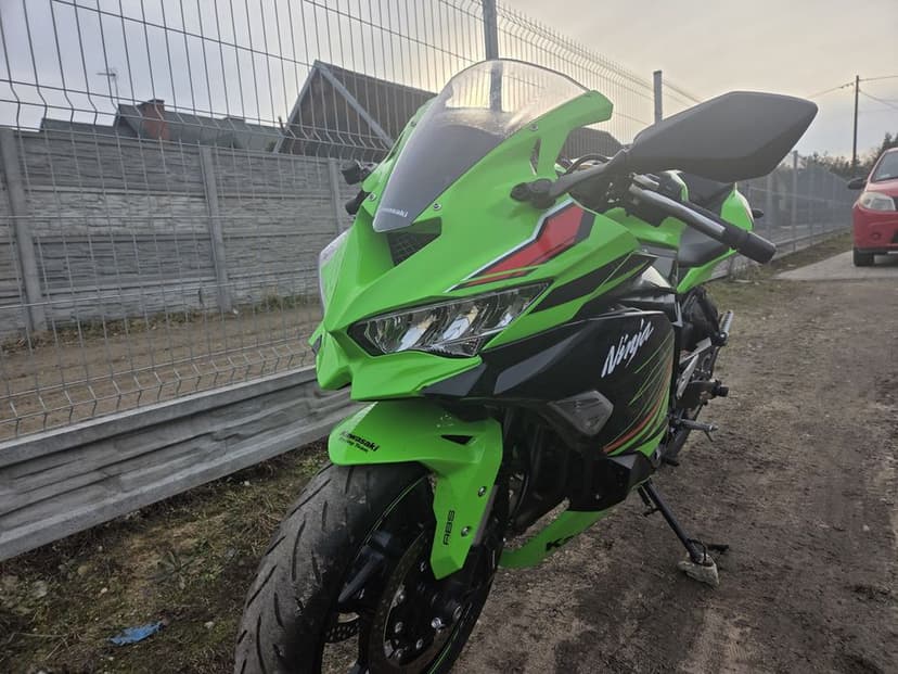 Kawasaki zx4rr zx 4 rr ninja rok 2023 salon Polska