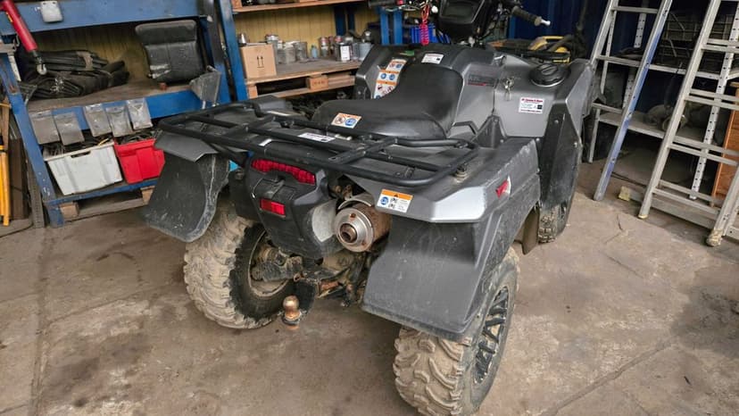 2021 rok Suzuki Kingquad 500 AXI quad przeprawowy