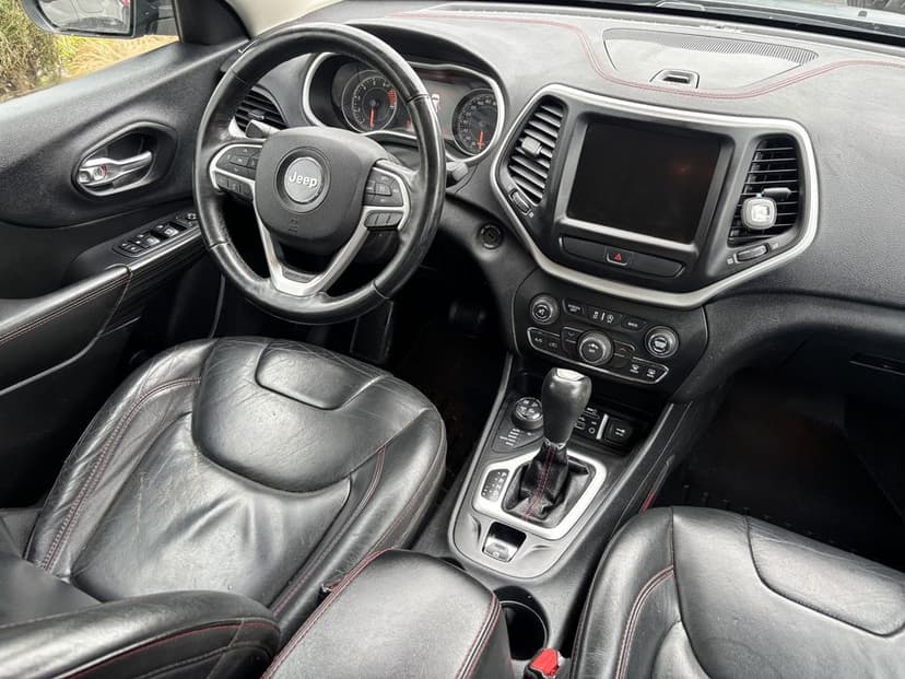 Jeep Cherokee Trail Hawk - 3.2 - 4x4 - bezwypadkowy- Fv23 %