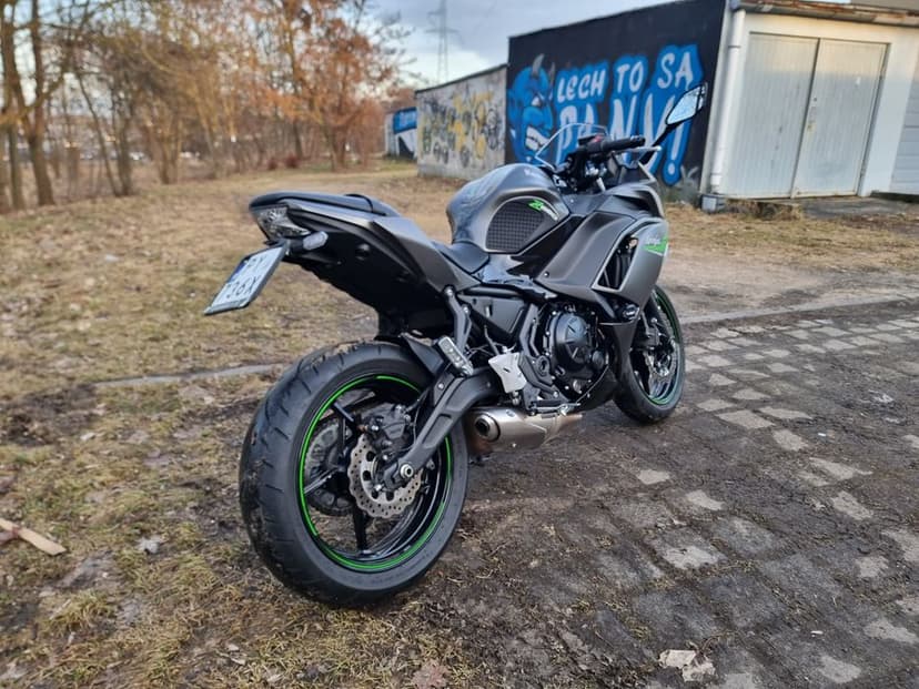Kawasaki Ninja 650 Salon PL