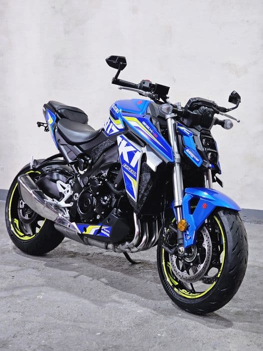 SUZUKI GSX-S 950   pojemność 1000 2021 rok  7 tys przebieg  Nowe opony
