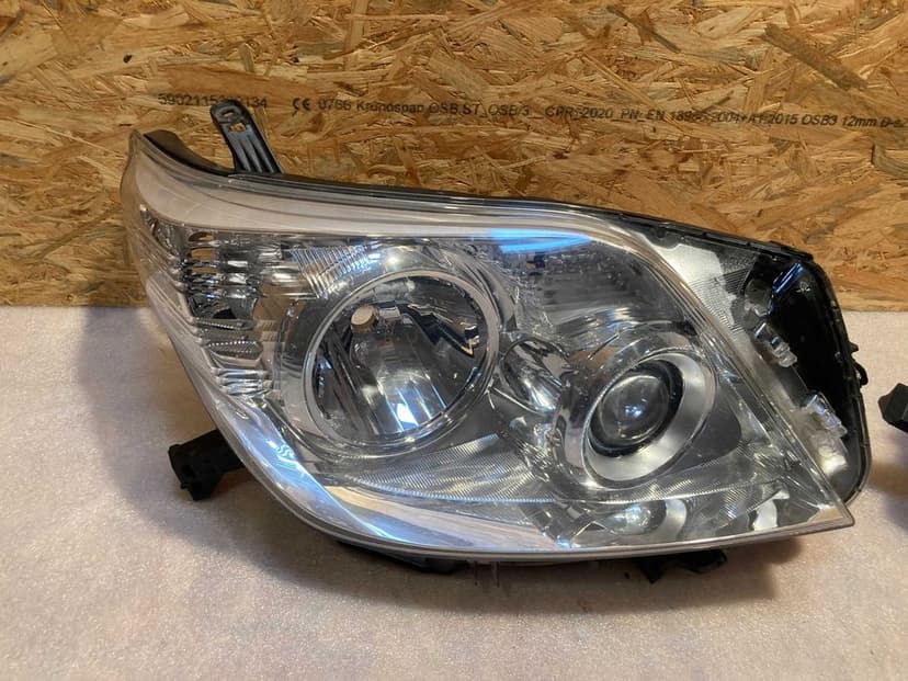 przednia prawa lewa lampa toyota j150 land cruiser 09-13