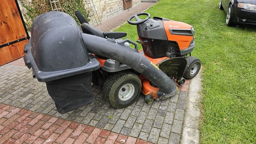 Husqvarna YTH 24V48