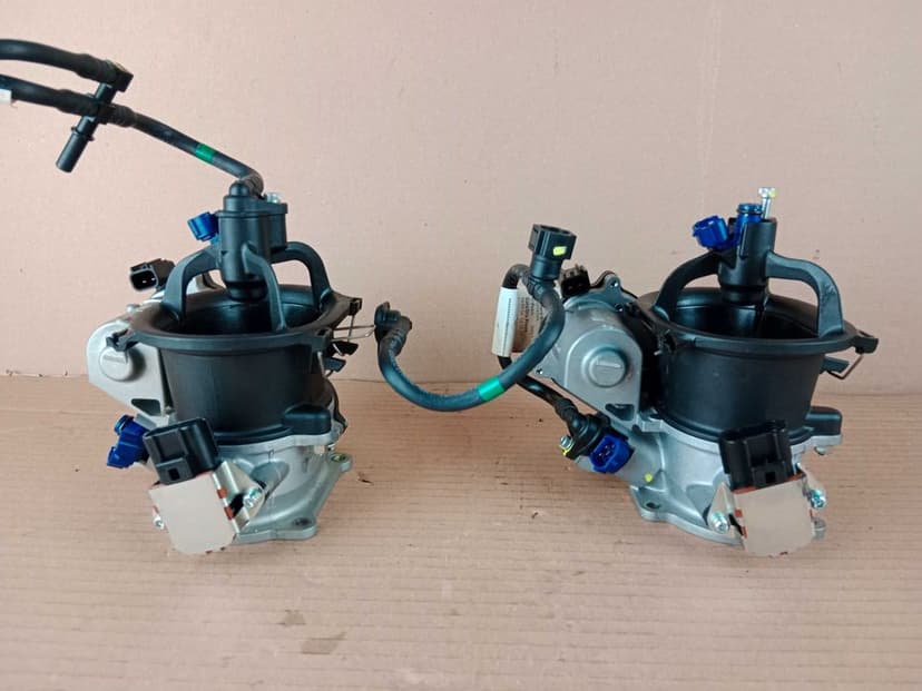 Ducati Panigale 959 Przepustnice Przepustnica Wtryski TPS Czujnik 16+